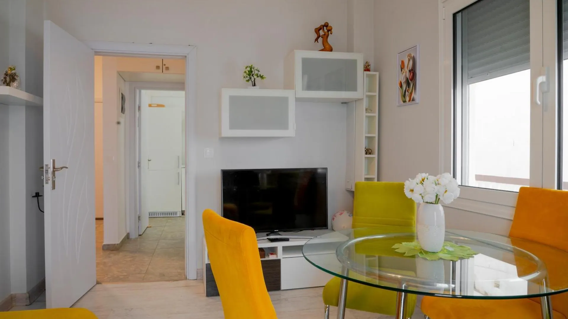 B&G Beach Bliss Apartment Nea Iraklia