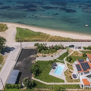 Electra Beachfront Suites, Nea Iraklia